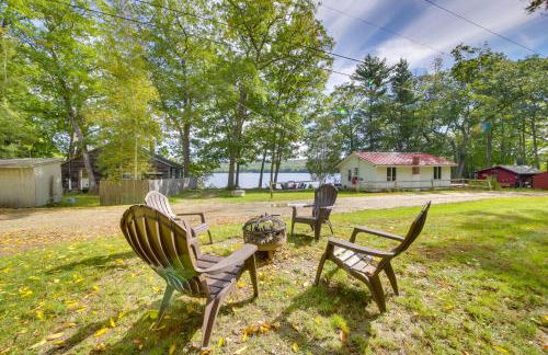 Rustic Retreat Across from Lake Family Friendly! - Foto 3