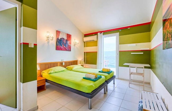 Sea Breeze Residence Villa by the Sea With Pool - Foto 1