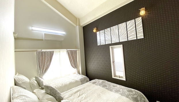 Chatan Tall House - Foto 2, Habitación