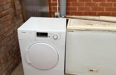 2 bed-Sleeps 4-Private Patio-Pets-Near Heathrow - Foto 10