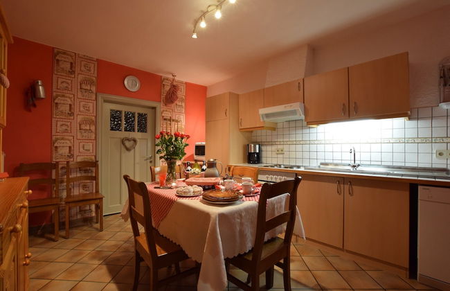 Cozy Nimbermont Home - Photo 11