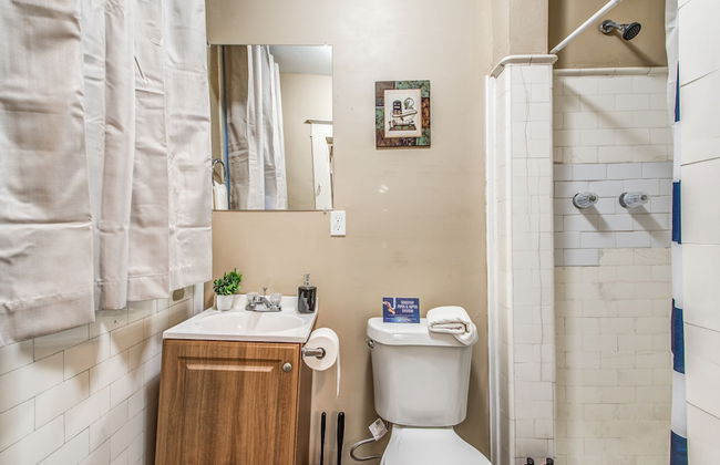 Bluemoon Bungalow 2 Units - Photo 29