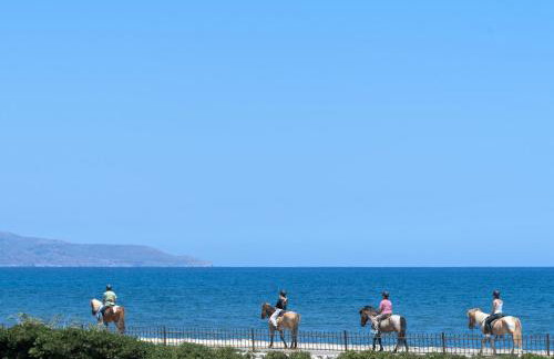 Amalthia Villa, Heated Pool & Walk to the Beach, By ThinkVilla - Photo 55