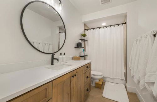 TetonHaus 5BR Hot Tub Game Room Walk to Driggs 20 min to Targhee - Foto 33