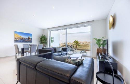 CoolHouses Algarve Lagos, 3 Bed modern Flat, outdoor & Indoor pools, Gym, Amor à Vida - Foto 3