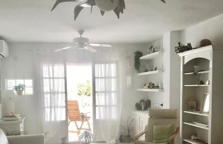 1st floor Penthouse sea and mountain view 5 min stroll to beach - Foto 3