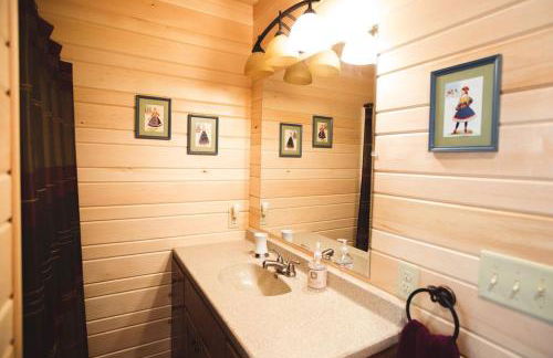 Classic American Getaway in a Lakeside Cabin near Detroit Lakes and Itasca State Park, Minnesota - Foto 26