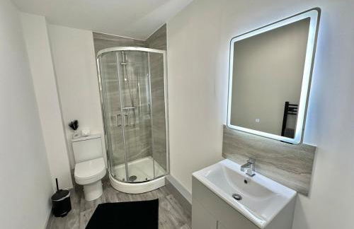 Two Bedroom Flat by Brookland Stays Serviced Accommodation Short Lets Leeds with Free WiFi - Foto 14
