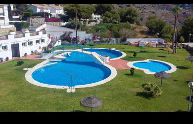Jardines de Adnania en Marina del Este con vistas al mar - Photo 36