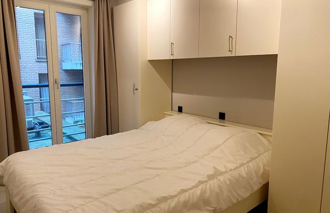 Apartment in Nieuwpoort Near the Beach - Photo 4