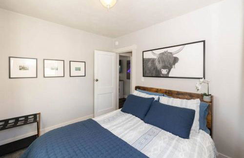 Charming Cozy Cottage with Hot Tub - Foto 32