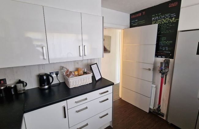 3 Bed House Stunning Views And Free Parking - Foto 20