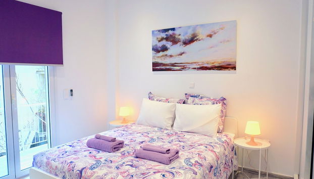 Central Bright Apt in Athens near Metro - Foto 3, Habitación