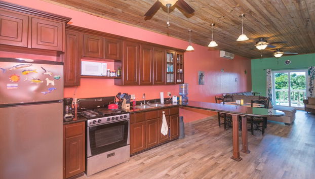 Sunset Villas 12d 2 Bedroom Condo by RedAwning - Foto 5, Cocina privada