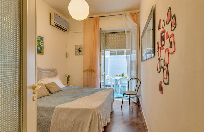 IzzHome Sonnino - Foto 2