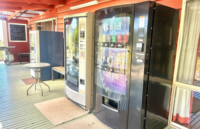 The Black Sparrow - Photo 63