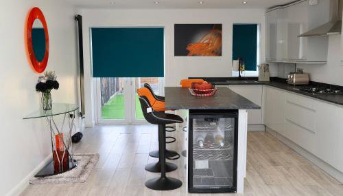 Well furnished 4 bedroom house in Rainham - Foto 1