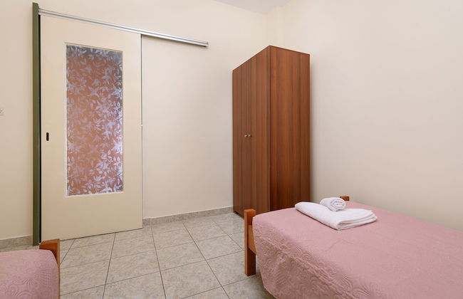 Petrakis Maisonette Near The Sea - Photo 2