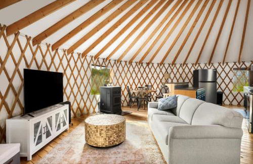 Yurt w hot tub & fire pit - Foto 2