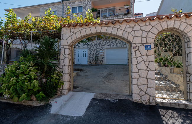 Melita Lara - Foto 26