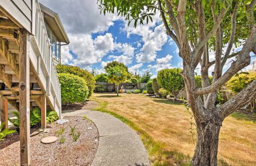 Chic Coos Bay Home with Pacific Ocean Views! - Foto 34
