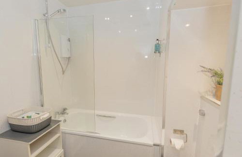 New 3-Bedroom Apartment Close to City Centre - Foto 32