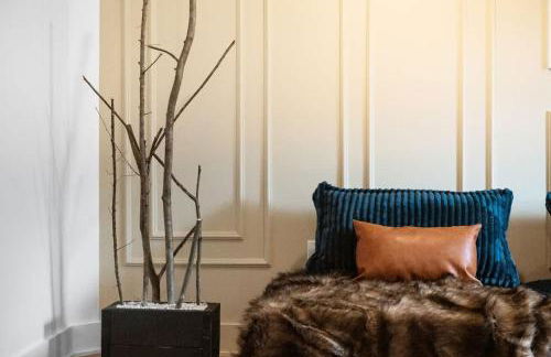 Modern Mountain Escape Sleeps Large Groups - Foto 9