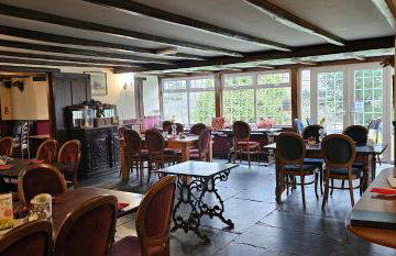 Two Bedroom Lodge In The Country - Restaurant Bar Onsite - Foto 2