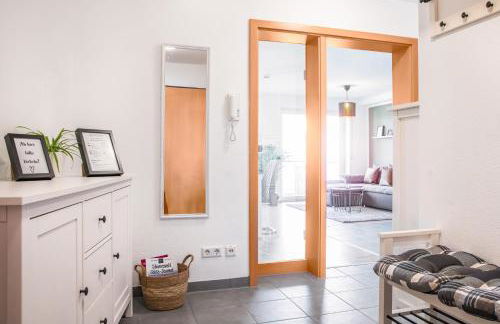 FAIRflats: Küche, Balkon, Arbeitsplatz, Aufzug - Foto 16