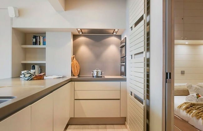 Unique Apartment With Sea-view Near the Center - Photo 8