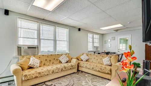 Cozy Keansburg Cottage Walk to Beach and Boardwalk! - Foto 4