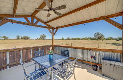 Pond and Grazing Cattle! Rural Getaway Near Van - Foto 24