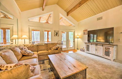 Wooded Yard, Gas Grill Lush Pinetop Retreat - Foto 2