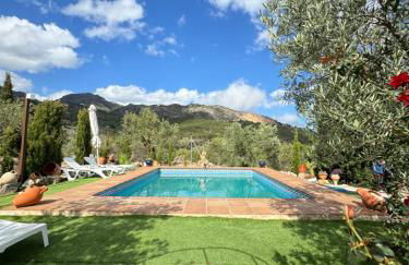 Villa El Pedregal - Parque Sierra de las Nieves - Foto 1