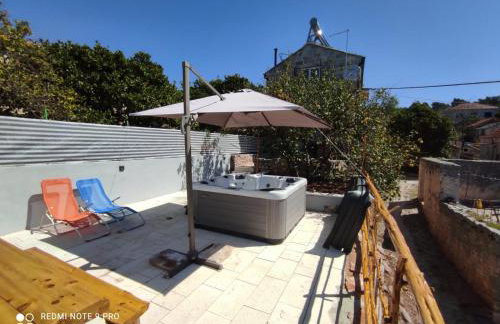 Rest house with jacuzzi Mili - Foto 2