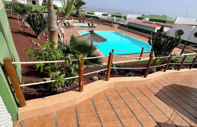 Sea View Bungalow with Communal Pool - Foto 52