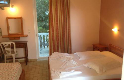 Dina Studios - Photo 6