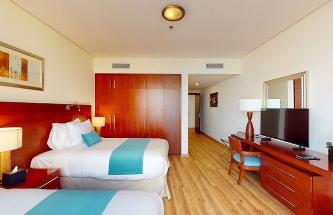 Blue Beach Tower - Photo 6