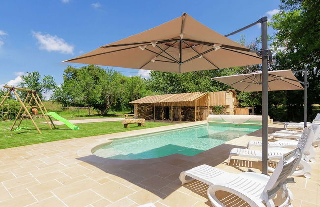 Spacious Farmhouse With Private Heated Pool in a Rustic Garden - Foto 70