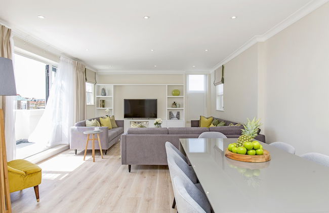 Chesham Court - Photo 58