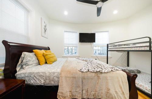 16-2 - 4BR Family Home in Worcester Near Parks - Foto 46