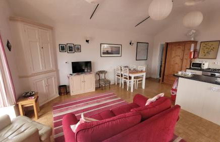 Ballygate Stable - Photo 4