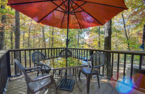 French Broad River Access Whimsical Gem with Deck - Foto 23