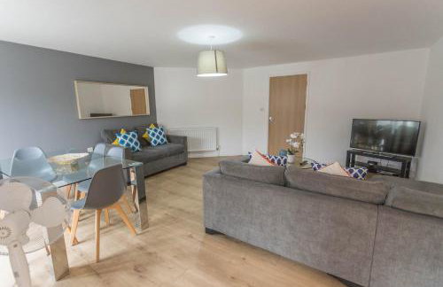 Bright 2 Bed Apartments in Marston Oxford, Free Parking, OX3 Near John Radcliffe Hospitals & University Parks - Foto 38