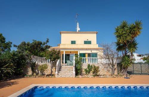 Bee Home Alojamento Local - Foto 1