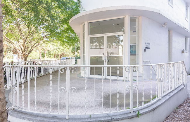 Boutique Apartments Convention Center - Photo 48