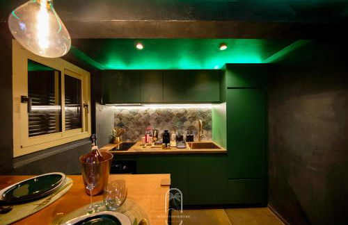 Jungle Love Room Balnéo/cinéma By HC - Foto 7