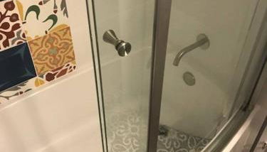 ⭐️Trendy Apartment⭐️Fishtown⭐️ - Foto 1, Shower