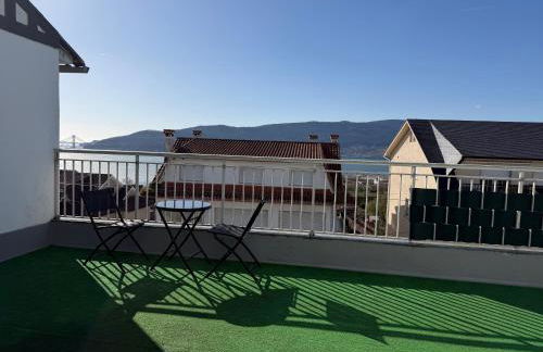 Casa VOL - Piso 2 Terraza con vistas a la Ría, Camino Portugués - Foto 2