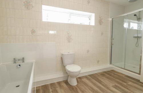 The Look Out - Photo 18